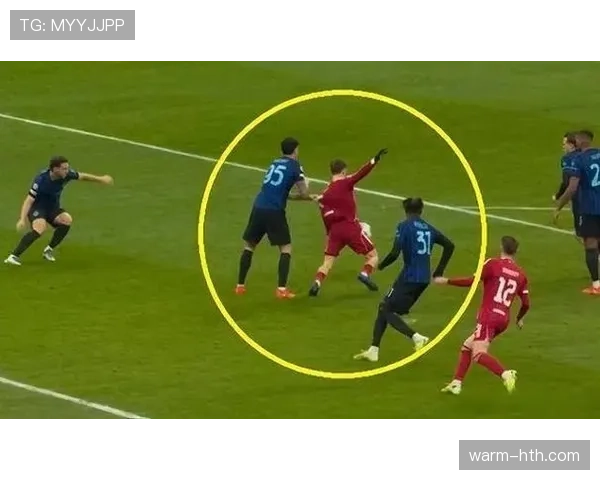 点球判罚中球员提前进区，为何结果常被忽视引发争议？